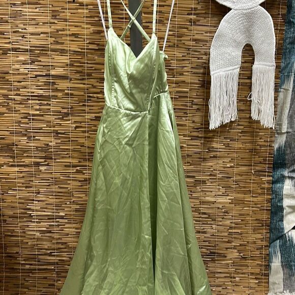 Speechless Juniors' Satin Front-Slit Lace-up Gown, Created for Macy's - Pistachi - Picture 2 of 3